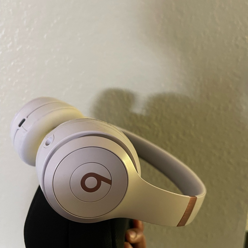 Beats by Dre White and Pink Over-Ear Headphones with Sleek Design